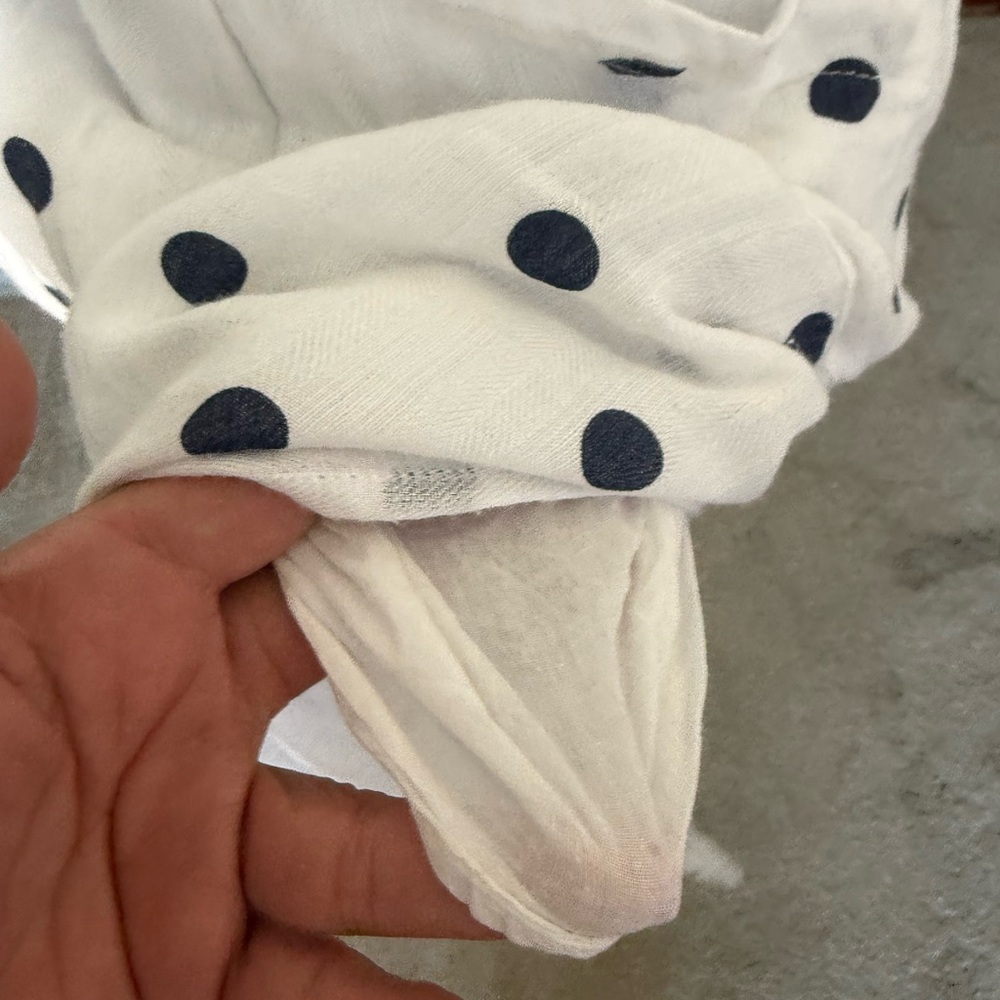 Polka Dot Button-Up Shirt ESSUE MEDIUM - Picture 16 of 16